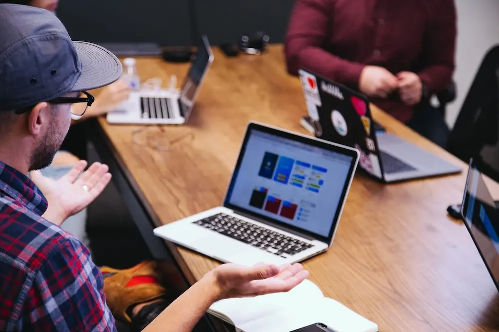 How to win the day when pitching a partnership